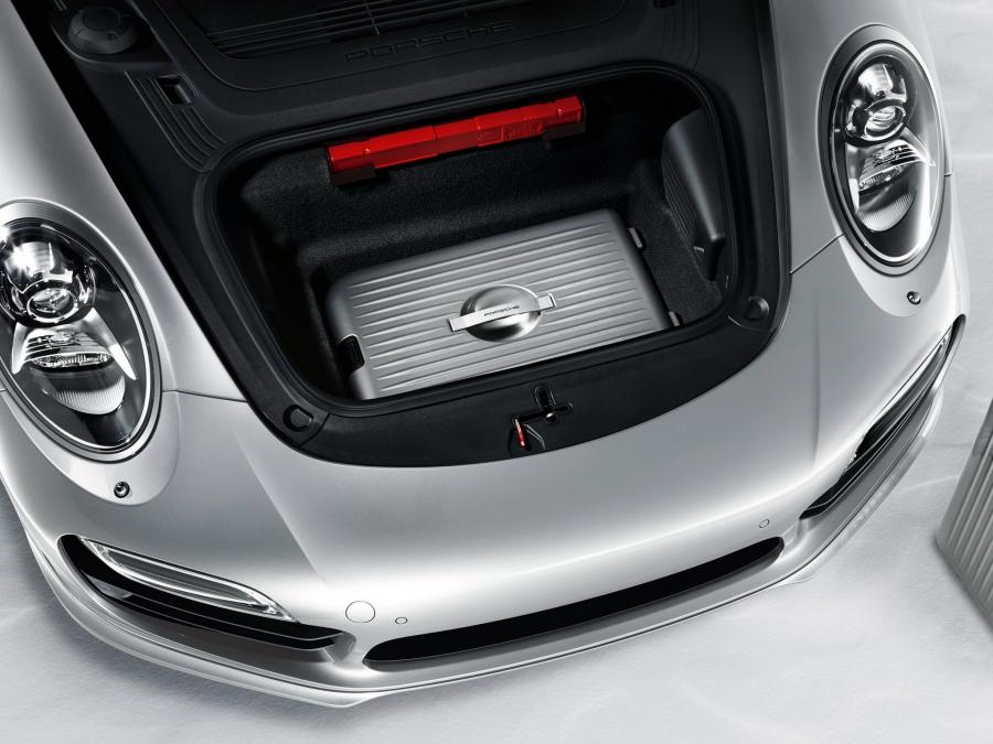 Porsche 911 Turbo 2013 года  (фото 14 из 21)